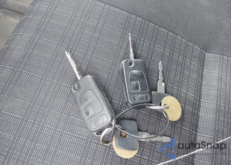 2014 Mercedes-Benz Sprinter 2500 High Roof from USA, damaged, VIN WD3PE8DE0E5822953